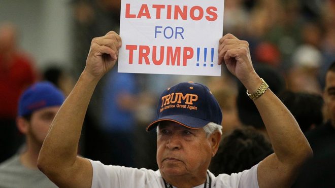 859684940385-Latinos-Trump